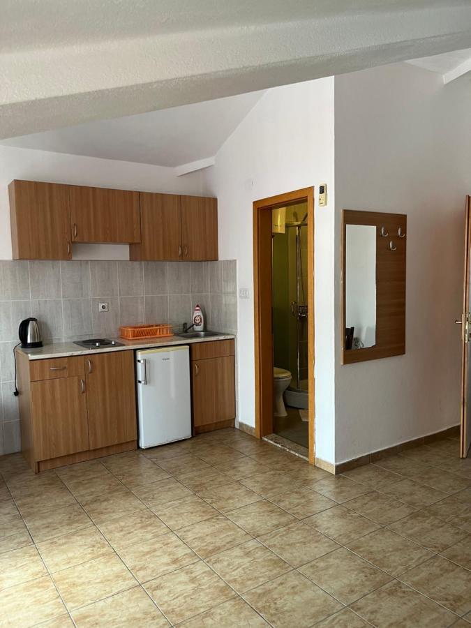 Apartmani Goran i Jelena Zec Budva Bagian luar foto