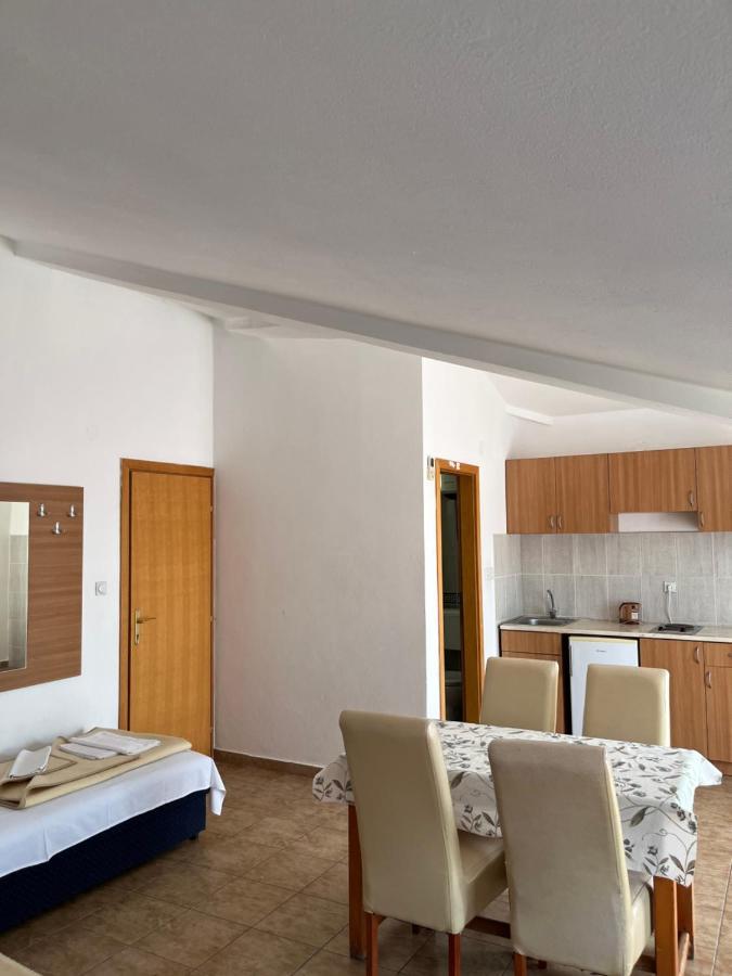 Apartmani Goran i Jelena Zec Budva Bagian luar foto
