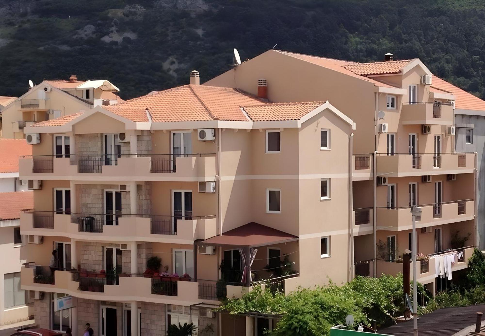 Apartmani Goran i Jelena Zec Budva Bagian luar foto